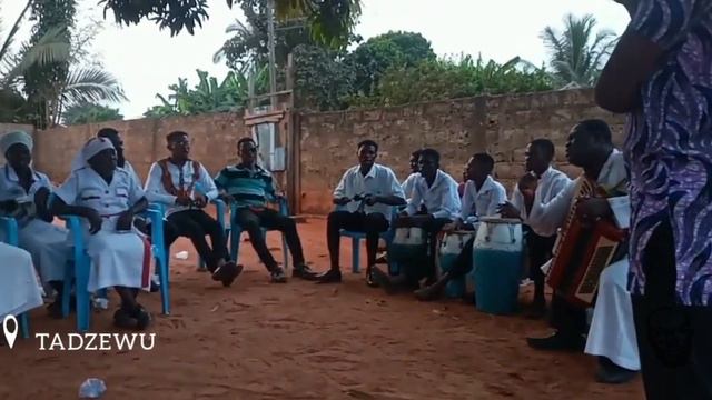 Title: Mede Adzorgbe Composer: Celestin Yao Etsiam Wonu. Group: Azagounorgorfe Location: Tadzewu смотреть онлайн