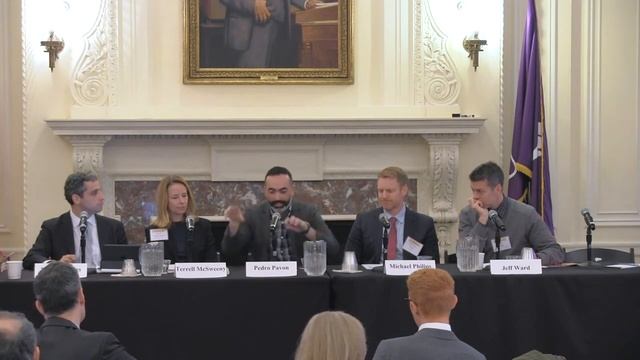 AI Conference Day 1, Panel 3: Innovation and Governance in Business смотреть онлайн