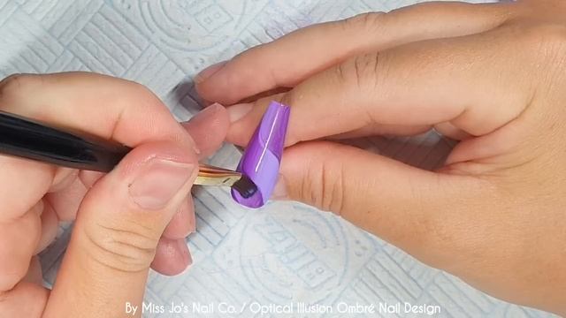 ? Optical illusion ombré French tip | Nail art design | How to do new nails trend | Double ombre смотреть онлайн