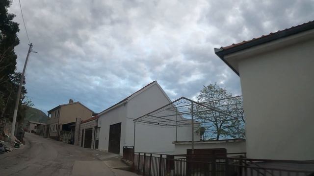 Trebinje - Hercegovačka Gračanica, ulice dr.Levija, Miloša Šarabe, Hercegovina, april 2023. смотреть онлайн