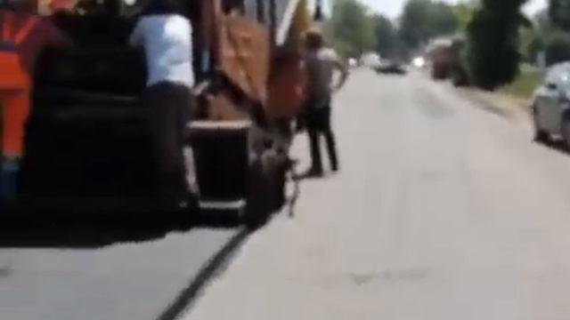 Укладка асфальта ул Свердловой смотреть онлайн