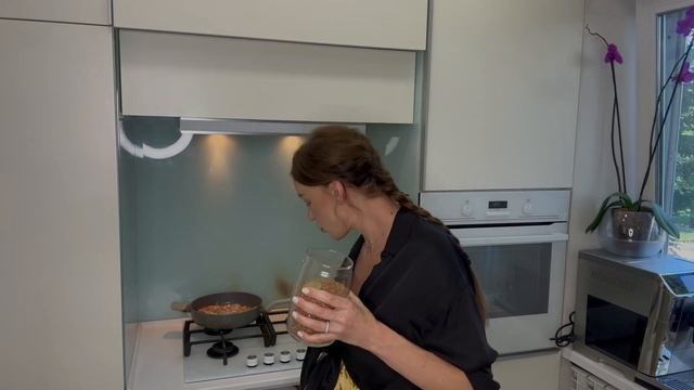 ГРЕЧКА С КУРИЦЕЙ И ЛУКОМ. ОЧЕНЬ ВКУСНЫЙ И БЫСТРЫЙ РЕЦЕПТ. смотреть онлайн