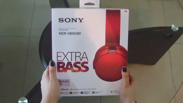 Unboxing video of Sony wireless extra bass headphone MDR XB950B1 (Red) 2017 смотреть онлайн