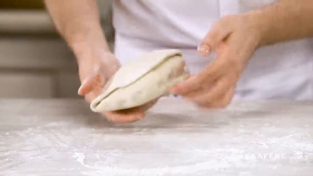 Хлеб Табакерка. Формование «Кошелек» смотреть онлайн