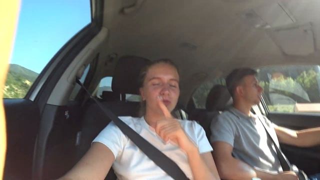 VLOG: Дорожный влог- из Кутаиси в Степанцминду, болтаем и рассказываем про дороги в Грузии//17.08.2 смотреть онлайн