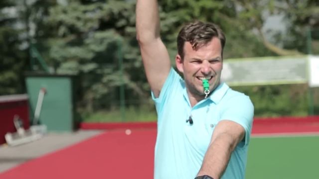 How To Hockey - Umpire Signals Episode 2 смотреть онлайн