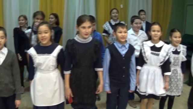 С Днем рождения, гимназия! смотреть онлайн