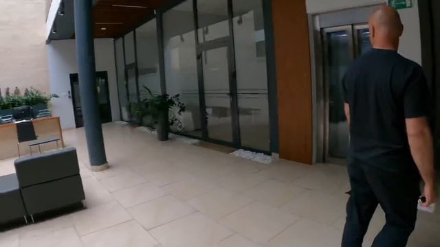 Обочечники и штрафы в Польше / Первый день обучения в Charter Group смотреть онлайн
