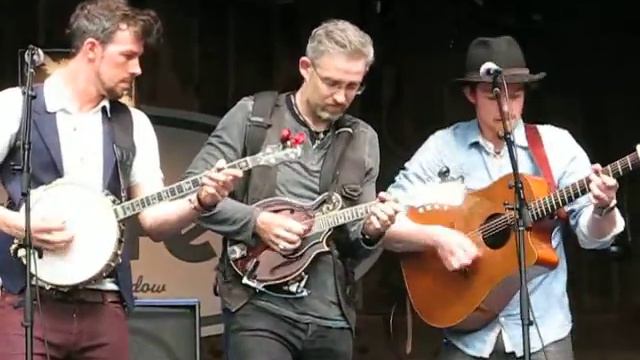 We Banjo 3 @Merlefest "Soldier's Joy" 4-30-2016 смотреть онлайн
