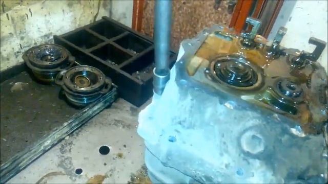 Фольксваген Т-3. Коробка передач СТАРОГО образца. "Крепкий орешек",2х шаровая. смотреть онлайн