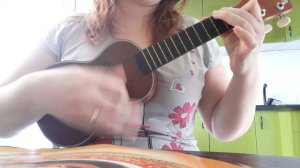 Как играть на укулеле гавайскую песню "Ke Aloha" on ukulele