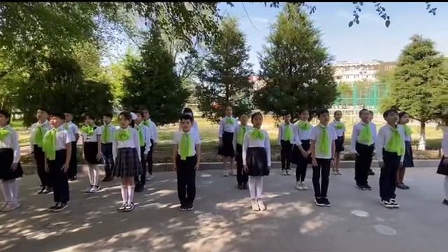 4 «ГҚ» сынып оқушыларының орындауында «Нұрлы жол» әні. смотреть онлайн