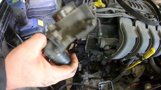 Tuto Distribution Clio II  , 1.2 16V De A A Z  Type Moteur D4F