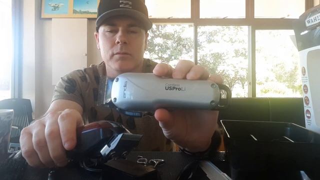 Opening up Wahl Magic cordless clippers смотреть онлайн