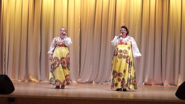 Дуэт Матаня Рябиновые бусы смотреть онлайн