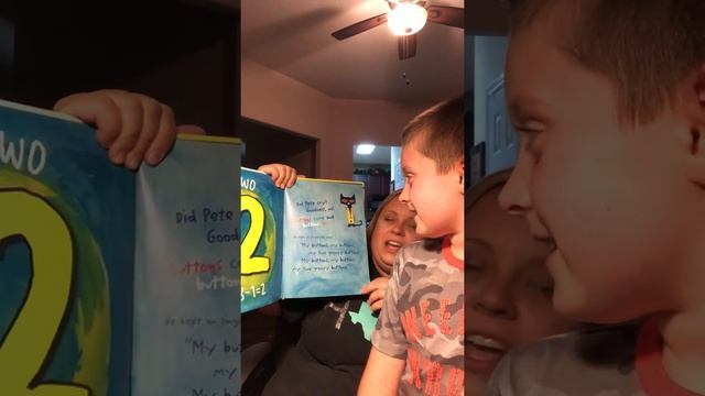 Read a Book with Us!!! "Pete the Cat and His Four Groovy Buttons" by Eric Litwin смотреть онлайн