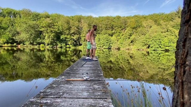 PECHE GROSSE CARPE - DEBUTANT HEUREUX - cfr 77 смотреть онлайн