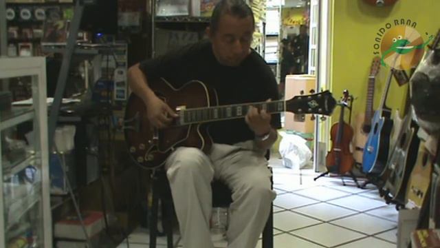 Probando la guitarra eléctrica Ibanez Artcore смотреть онлайн