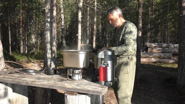 Coleman-533. Выкинул газовую плитку. Отзыв и демонстрация бензинового примуса смотреть онлайн