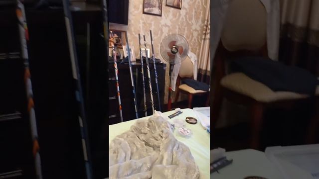 у кого ещё так муж собирается на рыбалку смотреть онлайн