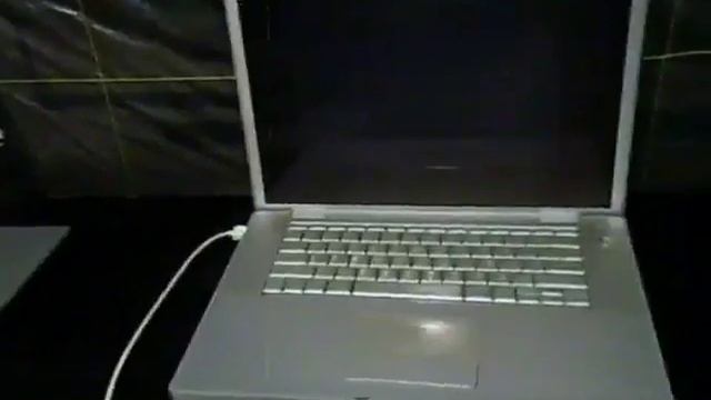 Macbook  Pro A1211 Dual Boot Mac Osx Windows