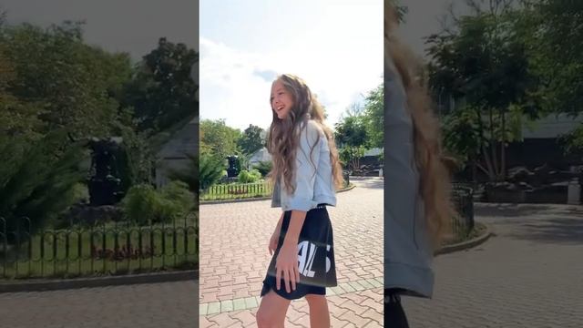 Photoshoot with Amir Gumerov . Darina_Stepura . Фотосессия на улицах города смотреть онлайн