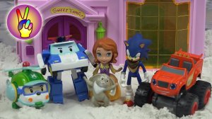 Принцесса София Прекрасная потеряла зайчика. Мультик с игрушками.