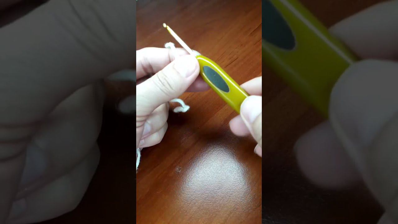 Как держать крючок  Цепочка из воздушных петель. День 2