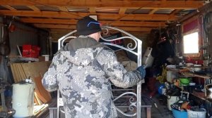 Кованые ворота.