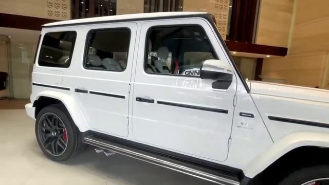 MERCEDES BENZ G63 AMG 2021 смотреть онлайн