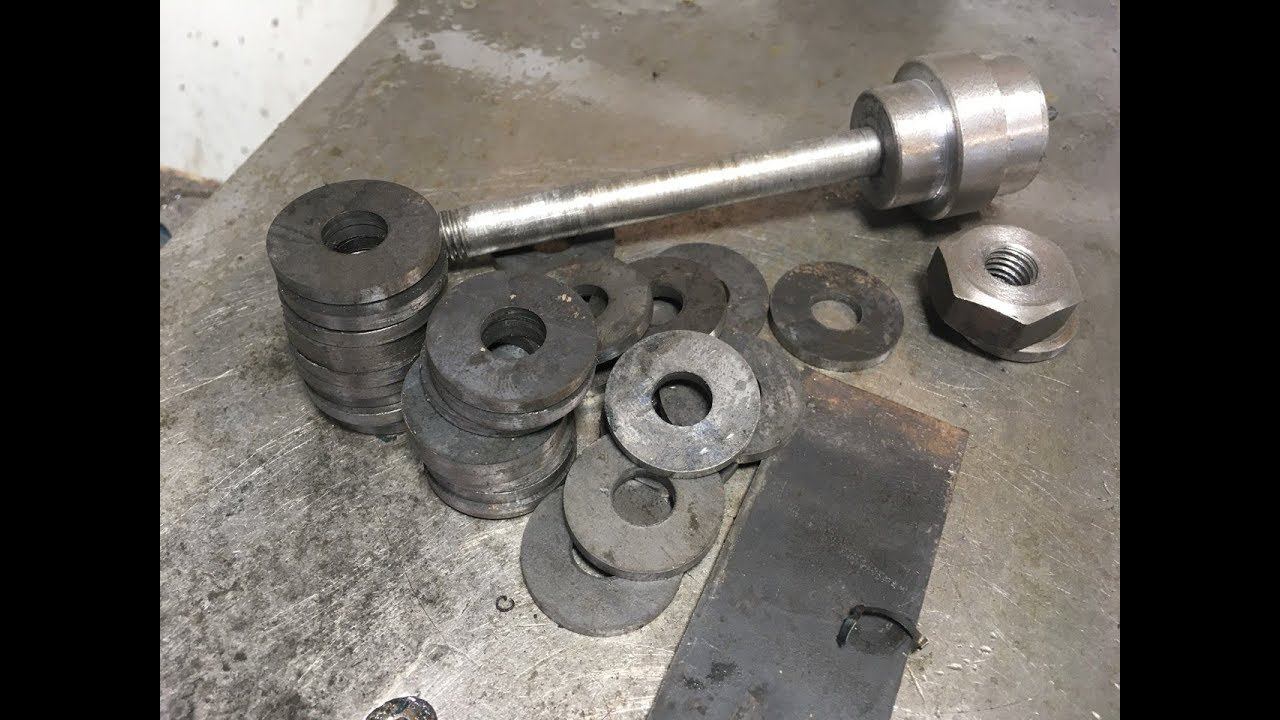 Изготовление шайб из листовой стали.