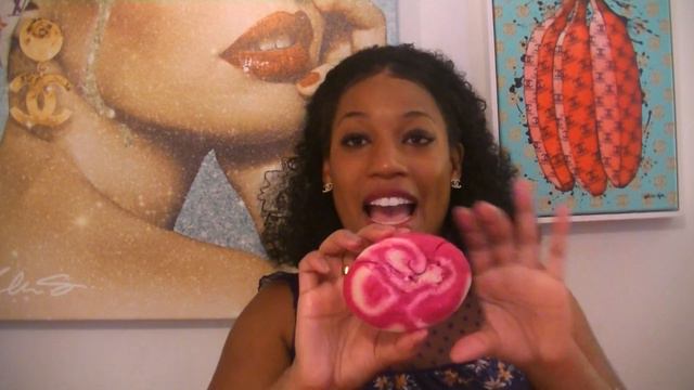 #LUSH Haul | Tickled Pink Gift Box Unboxing! Its a Lush Life смотреть онлайн