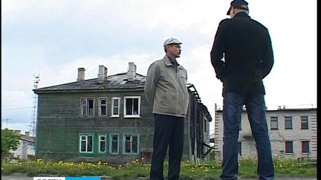 В Верхних Важинах жители не могут попасть в программу расселения ветхого фонда смотреть онлайн