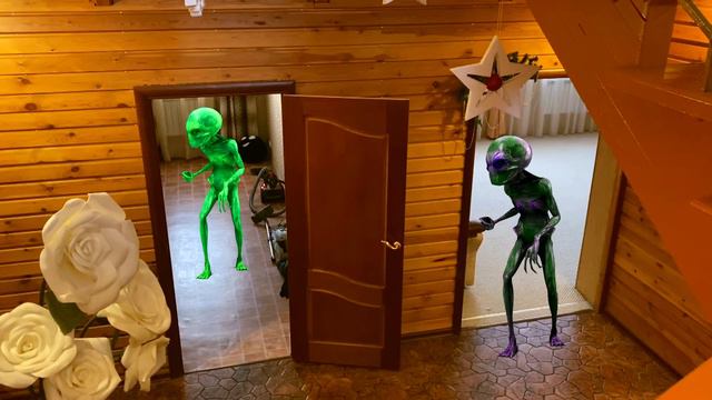 Nerf Game Alien vs Nerf Titan Инопланетяне пробуют Нерф титан смотреть онлайн