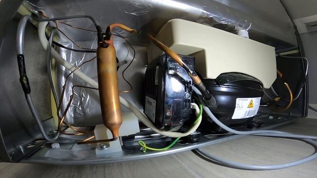 Combina frigorifica Beko probleme смотреть онлайн