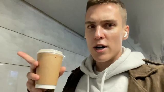 Каждый день на стройке. Ремонт в сталинке. Однушка 35м2. Какими ароматами я пользуюсь? Влог смотреть онлайн