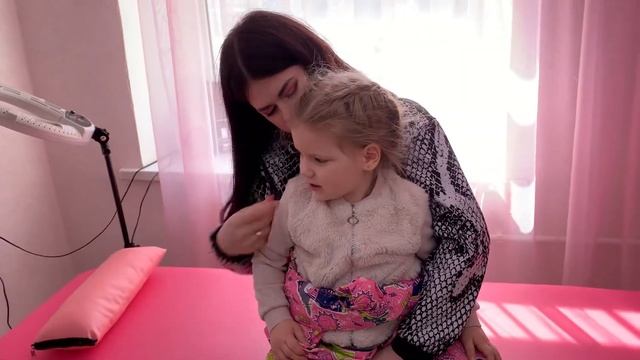 Прокалываем уши нашей ? Мие ? в 3 года смотреть онлайн