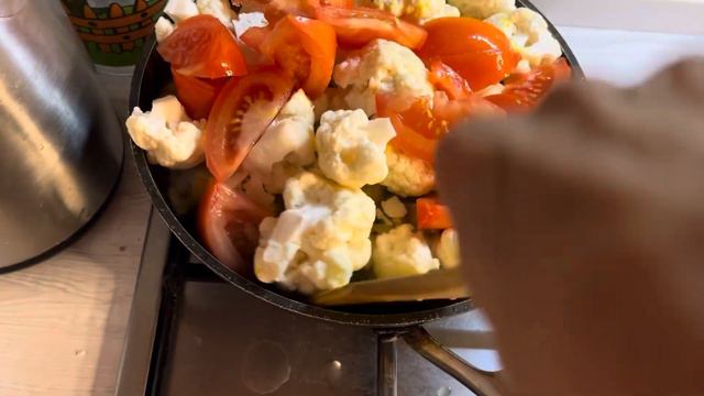 Женский влог : шпиц в памперсе / индийский таможенник / дискотека без музыки…