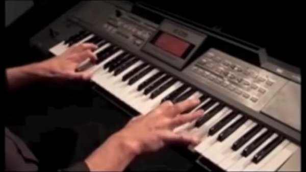 Roland E09 Keyboard Arranger Demo