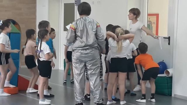 Спортивное развлечение «Космическое путешествие» смотреть онлайн