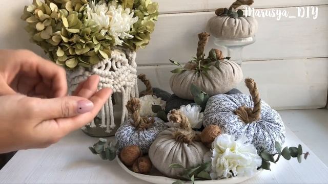 Осенняя композиция из тыкв - 2 варианта | Autumn decor ??? смотреть онлайн