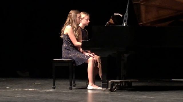 The Scientist by Chris Martin (Coldplay) Piano duet with Maddy Bliss смотреть онлайн