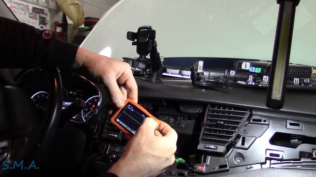 Buick Encore: Intellilink HMI Module Failure - Replacement & Programming смотреть онлайн