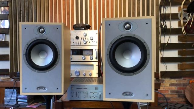 (Đã bán,cảm ơn 2 A HN&HCM )E GT cả nhà 2 đôi bookself Mỹ và Anh quốc 0938.116.567 смотреть онлайн