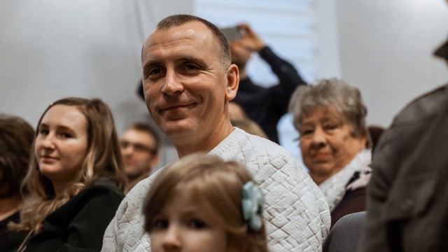 Емоції відкриття молитовногго будинку церкви Сяйво Благодаті смотреть онлайн