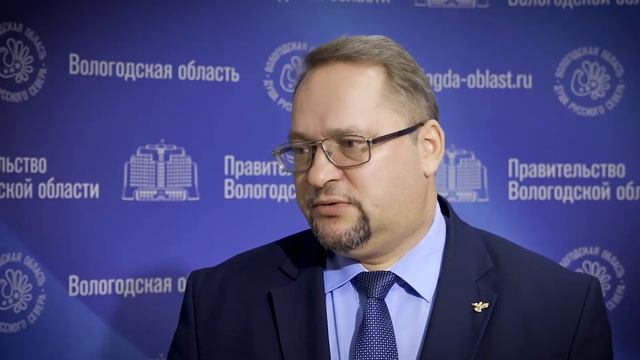 Двадцать новых школьных автобусов получат сельские школы Вологодской области смотреть онлайн