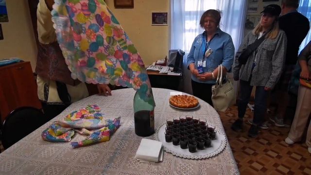 ? Теплоход ЛЕБЕДИНОЕ ОЗЕРО. КРУИЗ по ВОЛГЕ. город ТЕТЮШИ. Июнь 2022. смотреть онлайн