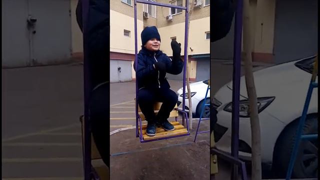 24 ЧАСА ЧЕЛЕНДЖ НА КАЧЕЛЯХ смотреть онлайн