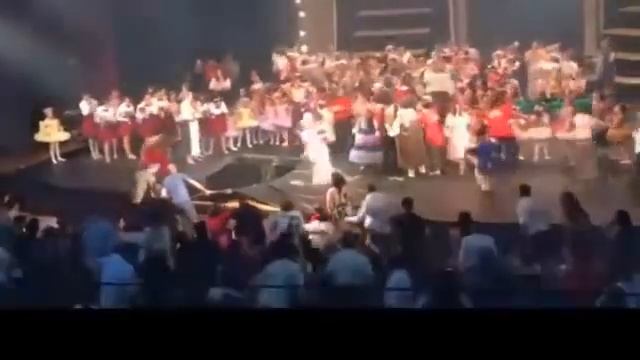 Полный провал после спектакля. смотреть онлайн