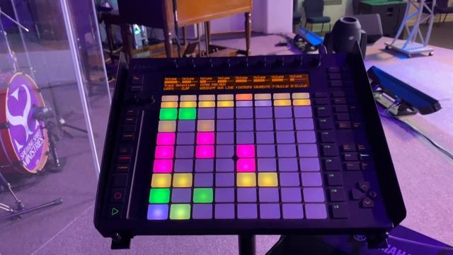 My Live Church Keyboard Rig | Montage 8 смотреть онлайн